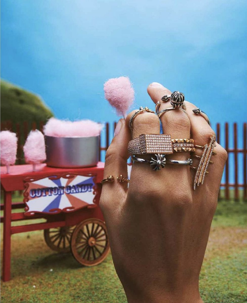 StreetFashion01's tweet photo. Chrome Hearts Magazine Jewellery Ad (2013) https://t.co/WjDWvxrcQx