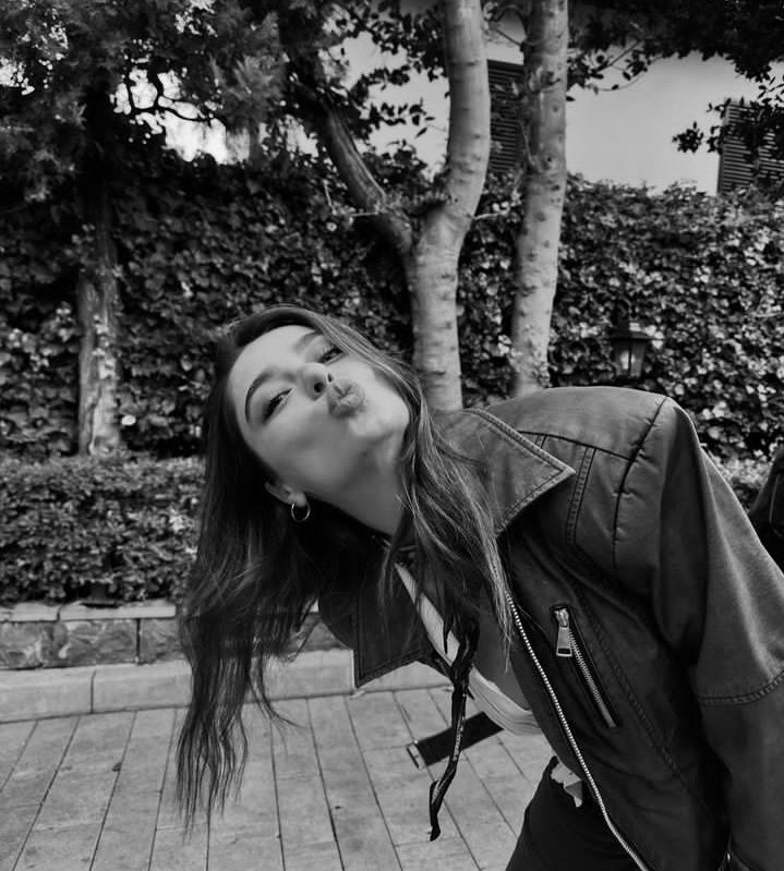 rimtur's tweet photo. iyi ki doğdun meleğim Sağlıkl ve huzur dolu nice mutlu yıllar dilerim seni seviyorum🤍🍀 @aycaaysinturan https://t.co/NL9aOVfVbM