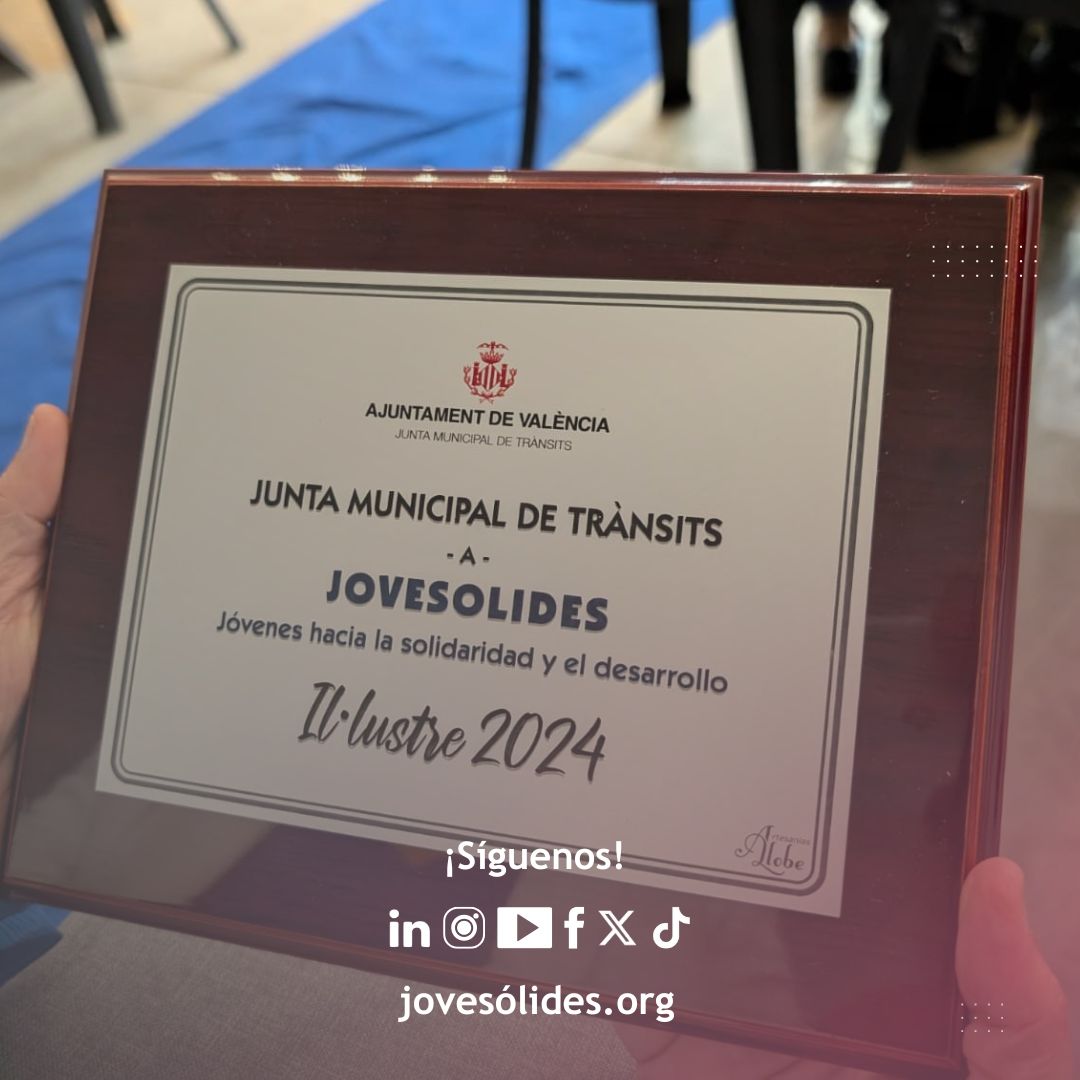 JOVESOLIDES's tweet image. El reconocimiento Ilustre 2024 consolida a Jovesólides como un referente en el ámbito del envejecimiento activo y la inclusión digital en la Comunidad Valenciana 📲

---
#SerJovesólides #25aniversario #einclusión #TIC #envejecimientoactivo #innovaciónsocial #soledadnodeseada…