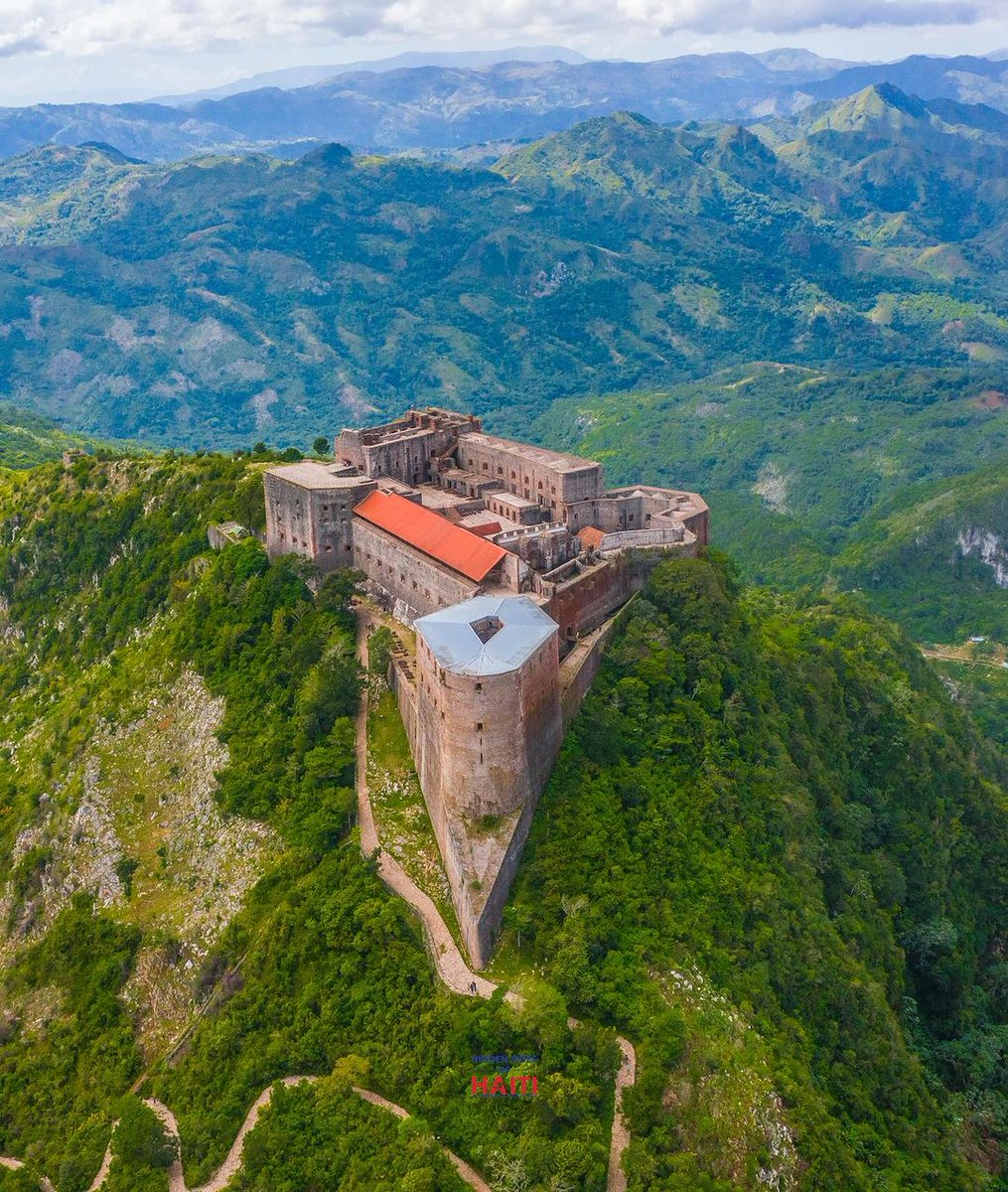 BONJOU PEYI AYITI 🇭🇹