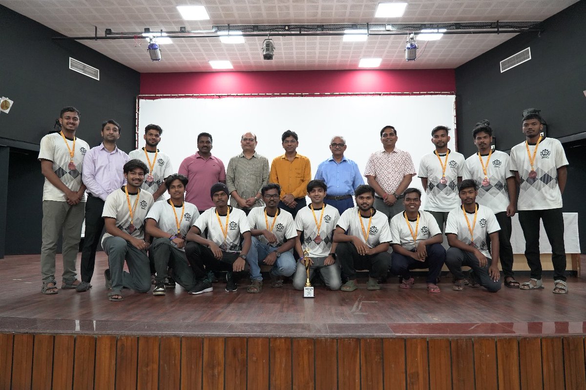 nitrourkela's tweet photo. Congratulations 💐to the Outstanding Performers of NIT Rourkela at Spardha 2024! 🏅
NIT Rourkela is immensely proud of its students who participated in #Spardha 2024, the annual sports festival of @IITBHU_Varanasi. Demonstrating exceptional skill and teamwork, our students achieved outstanding results:
🤾♂️ Handball (Male) – Silver and Best Goalkeeper award
🏑Hockey (Male) – Bronze and Best Goalkeeper award
🏀 Basketball (Female) – Bronze
🏏 Cricket (Male) – Bronze
🏃♀️🏃♂️Athletics – Two Bronze (Female and Male) and One Silver (Female)
Upon their return, NIT Rourkela held a special gathering to celebrate their hard-earned achievements. The Director, Registrar, Dean of Student Affairs, President of the Student Activity Centre, Vice Presidents of the Games and Sports Society, and the Sports Officer extended their heartfelt congratulations to all the players.
The Director, Prof. K. Umamaheshwar Rao commended the students for their dedication, passion and collective spirit for sports, which has brought pride and recognition to the institute. He encouraged them to continue striving for excellence and to inspire their peers through their achievements.
@EduMinOfIndia @IndiaSports @kheloindia @FitIndiaOff #NITRourkela #Spardha2024