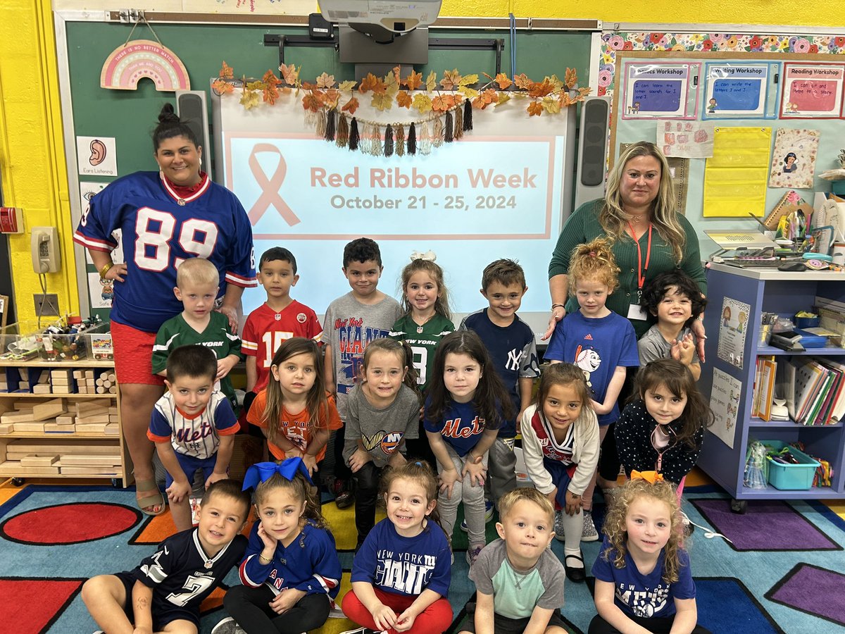 PreK loved teaming up against drugs by wearing our favorite sports teams and introducing graphing to compare how many of us liked each team! #plainedgeprek <a href="/Sch_Principal/">Jennifer Thearle</a>