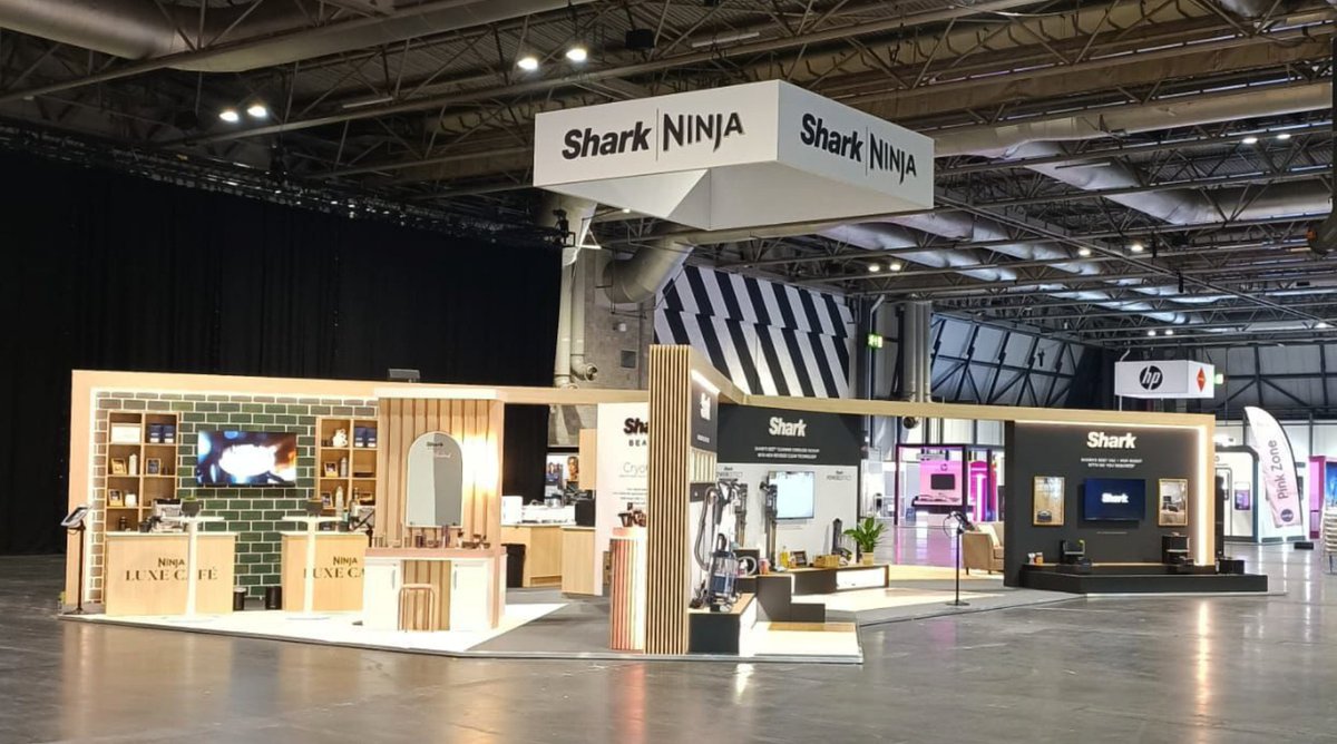 Our SharkNinja stand, measuring 16m x 12m, showcased over 100 products in 10 zoned areas, complete with expert demonstrations and two exciting activations to win prizes! 💇‍♀️🧑‍🍳🦈🥷
#CurrysPeak #EventDesign #Events #SharkNinja #SharkBeauty #MakeItMatter