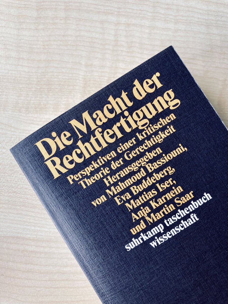 Die Macht der Rechtfertigung – Die Rainer Forst-Festschrift: Über 600 Seiten Festschrift zum 60. Geburtstag! 
Mit Dank an Eva Buddeberg für das druckfrische Exemplar.
