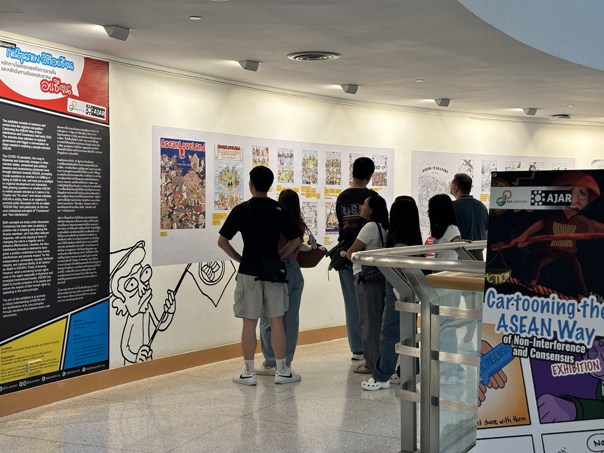 SEAJunction's tweet photo. We hope that this exhibition's discussion could foster a rethinking of the Non-Interference and Consensus principle of  #ASEAN among the people of the Southeast Asia.
#consensus #fivepointconsensus #asean #mechanism #southeastasia #thailand #indonesia #philippines #myanmar #comic https://t.co/tu12CdqO30