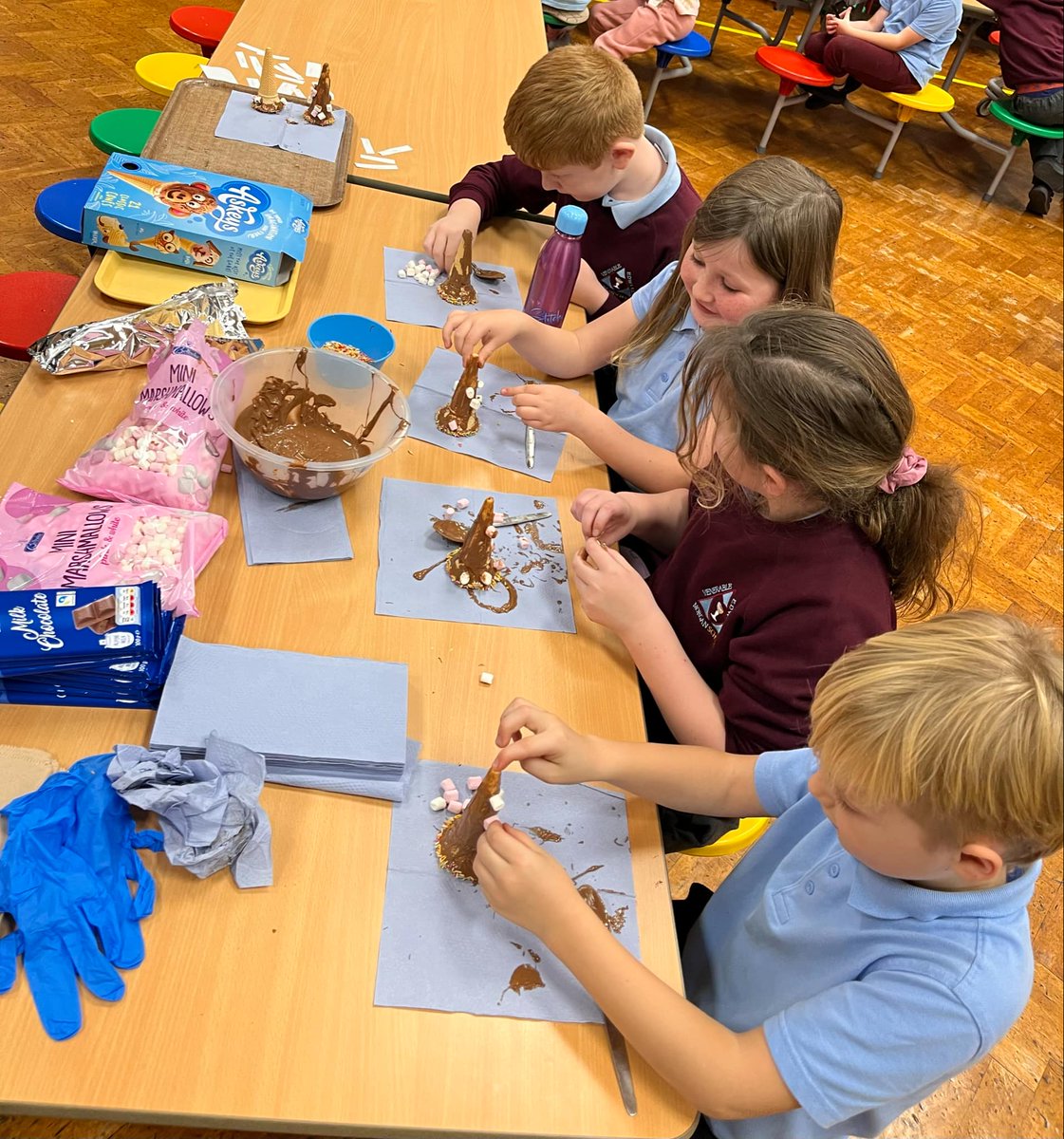 Halloween Craft Night in Club Hwyl/ Fun Club!