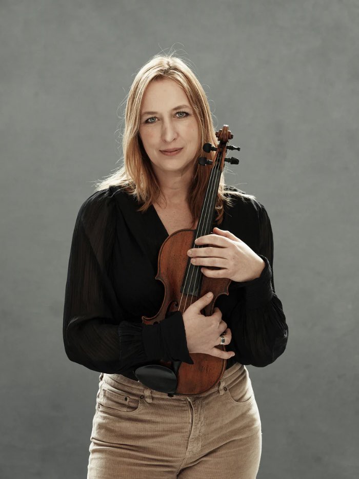 De nieuwe directeur van #ihms is Maria-Paula Majoor. Zij is bekend als mede-oprichter en eerste violiste van het internationaal gerenommeerde Matangi Quartet. 📷: Frank Ruiter