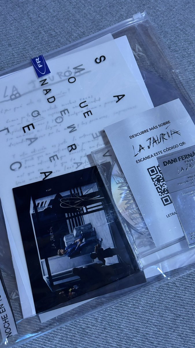 Por fin en mis manos <a href="/DaniFdez/">Dani Fernández D.</a> 💗