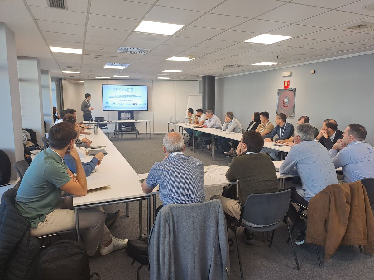 MU_masterEEP's tweet photo. Recientemente tuvo lugar el primer taller de #transferencia del proyecto #ELKARTEK RESINET que se centra en aumentar la resiliencia de los sistemas eléctricos de potencia. En dicho proyecto, participa tanto profesorado como alumnado del @MU_masterEEP https://t.co/1hKrkiQDqu