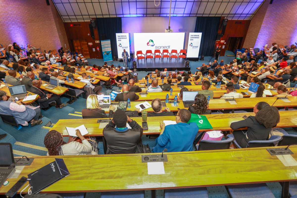 dstigovza's tweet photo. The Deputy Minister of Science, Technology and Innovation, Ms Nomalungelo Gina, attended the South African National Energy Institute (SANEDI) Women in Hydrogen Breakfast, yesterday morning at the Eskom Academy of learning in Midrand #SANEDI #WomeninHydrogen #DSTI #Itspossible https://t.co/3WWZ6WQyL7