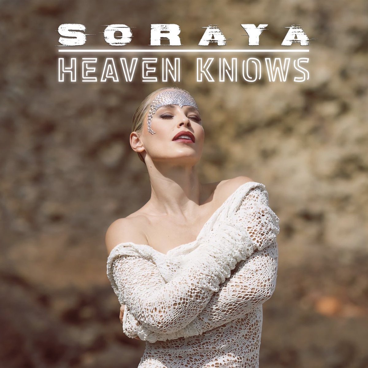Emoción y mucho orgullo🩷
<a href="/SorayaArnelas/">SORAYA</a> estrena "Heaven Knows", una joya de single que no os podéis perder.
Vuelve el dance, y vuelve ella en toda su esencia. 
Os lo cuento todos los detalles aquí: 👇🏻
elfiesta.es/index.php/noti…