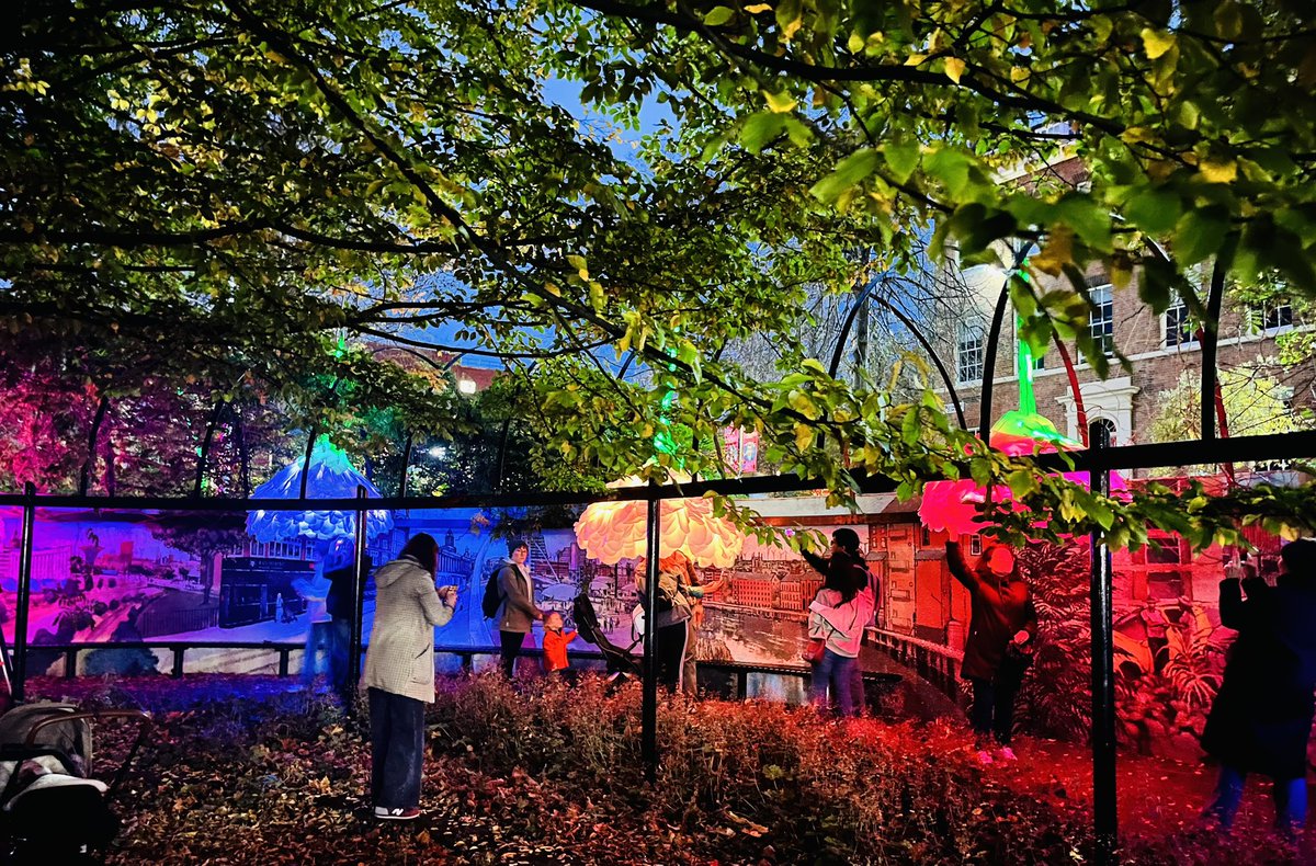 Joanne Crawford (@joannecrawford) on Twitter photo Just a taster of some of the magical, inspiring and thought provoking art on the University of Leeds campus as part of Leeds Light Night. On again tonight so get yourselves down there if you’re around! 🌟<a href="/UniLeedsCulture/">Cultural Institute</a> <a href="/UniversityLeeds/">University of Leeds</a> <a href="/LeedsUniAHC/">Arts, Humanities and Cultures, University of Leeds</a> Just a taster of some of the magical, inspiring and thought provoking art on the University of Leeds campus as part of Leeds Light Night. On again tonight so get yourselves down there if you’re around! 🌟<a href="/UniLeedsCulture/">Cultural Institute</a> <a href="/UniversityLeeds/">University of Leeds</a> <a href="/LeedsUniAHC/">Arts, Humanities and Cultures, University of Leeds</a>