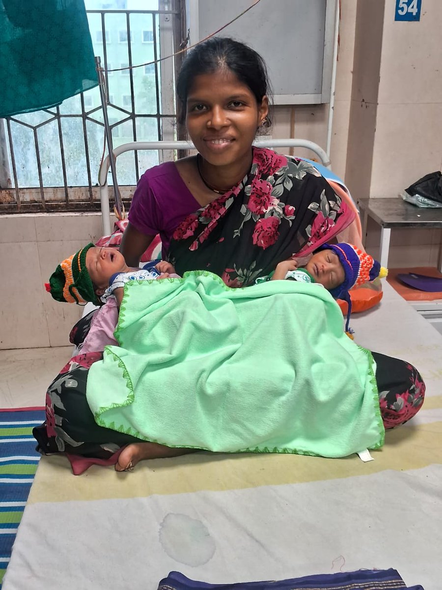 A Twin Delivery (2 Male Child) was conducted at DHH Balasore during #Cyclone_Dana. Both the children and the mother are healthy.

Stay healthy and stay safe. 

#BalasoreHealthTeam  <a href="/DBalasore/">Collector & DM Balasore</a> <a href="/HFWOdisha/">H & FW Dept Odisha</a> <a href="/nhmodisha/">NHM Odisha</a>