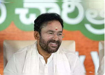 ET_Infra's tweet image. Rail infra projects worth Rs 83,000 cr undertaken in SCR: Union Minister Kishan Reddy etinfra.com/s/nffx1wh via @ET_Infra 

@KishanReddyOfc  @SCRailwayIndia #InfrastructureProjects #SouthCentralRailway #RailwayLines