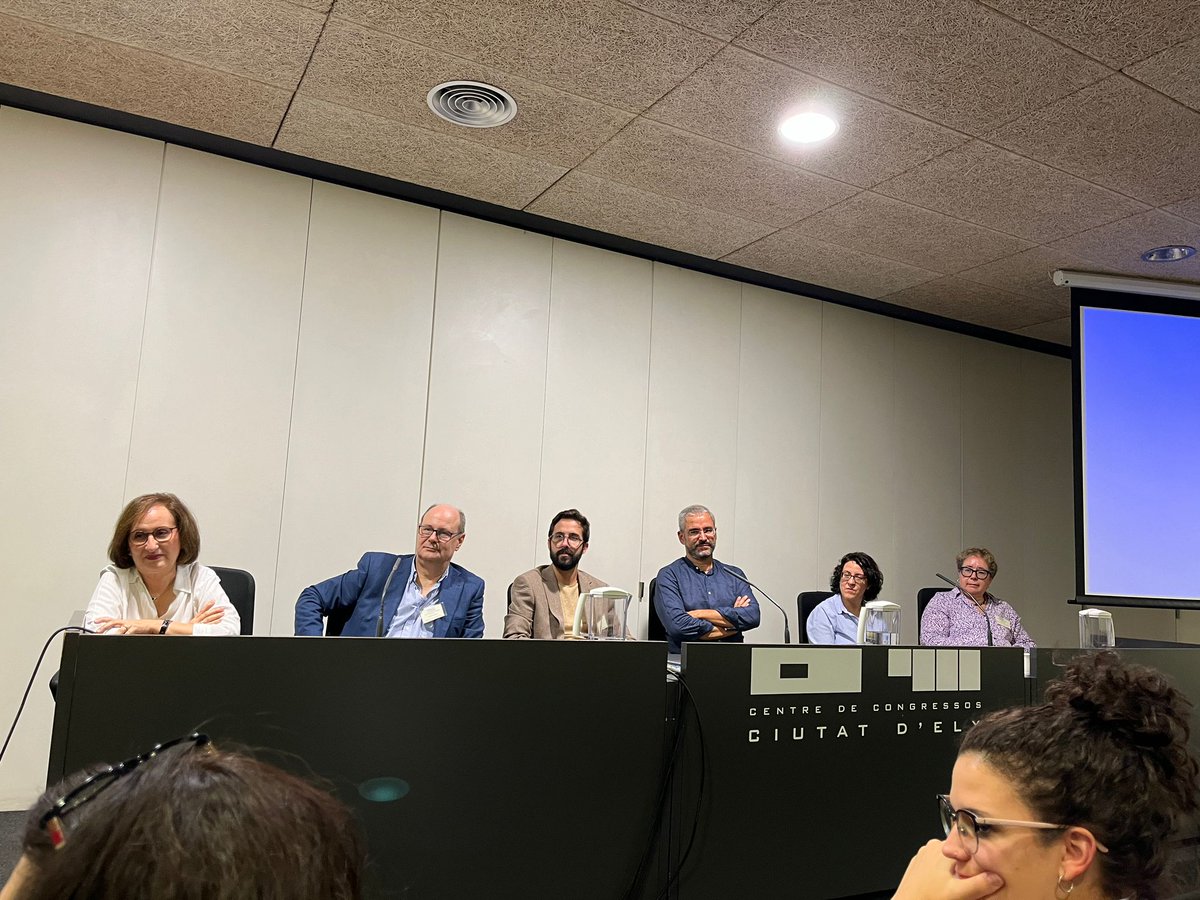 ICCMU's tweet image. Congreso de la Sociedad Española de Musicología #SEdeM. Presentamos 2 proyectos de investigación:

#DeepMusic: "Digitalización del Ecosistema del Patrimonio Musical" con su IP @JudithOrtegaR 
⚙️
#LexiMus: "Léxico en Español y ontología de la Música", con María Palacios de @usal