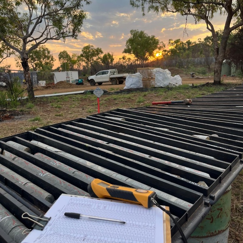 _FutureMetals's tweet photo. Our #EileenBore drilling and geophysical program is progressing smoothly, thanks to the hard work of our #expo team. Great to be out #exploring!