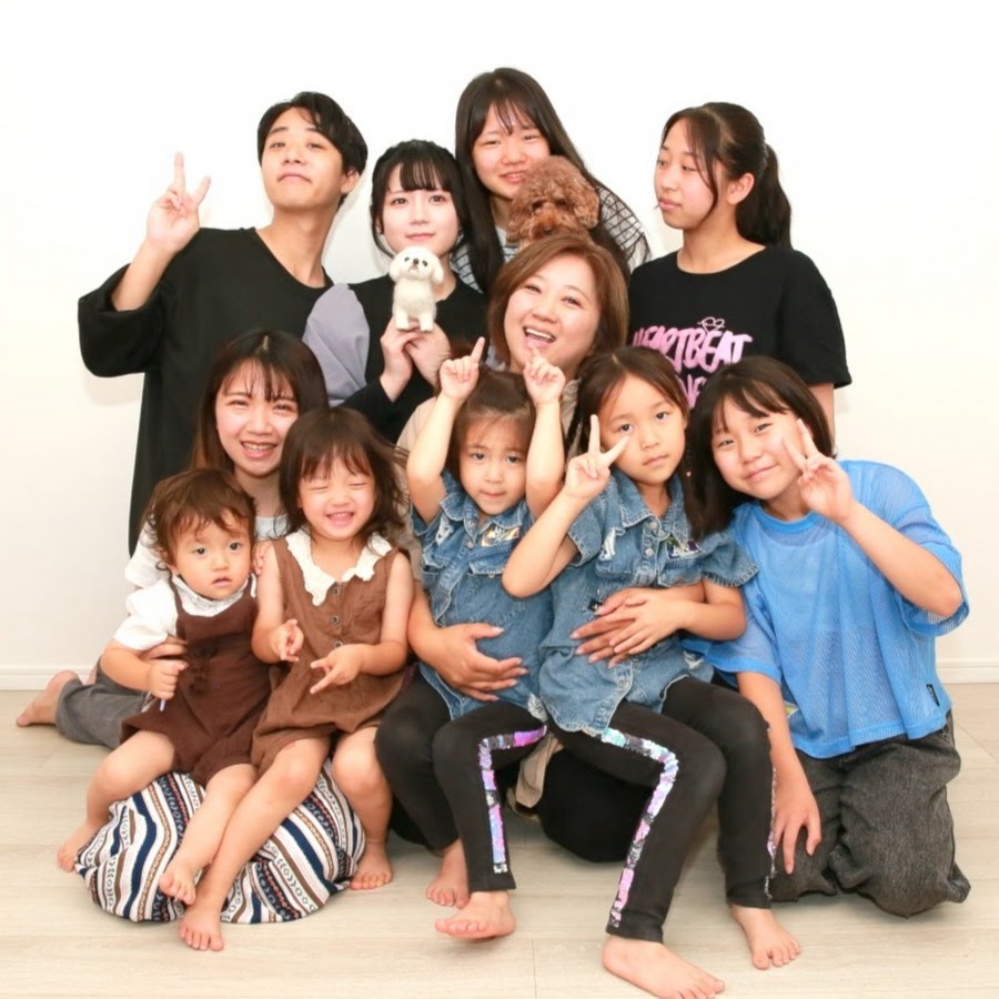 cookie_everyday's tweet photo. Happy 5th Anniversary of Minako Family YouTube🥳今日大好きな「美奈子ファミリーTV」YouTube開設から5年が経ちました‼️おめでとうございます🎉美奈子ファミリーのみんなのこれからのYouTube活躍と楽しい動画を楽しみにしています😊改めて本当に5周年おめでとうございます‼️美奈子ファミリー大好き🫶 https://t.co/DuxTwaNGX0
