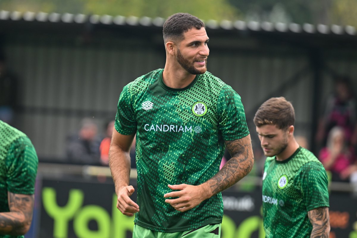 FGRFC_Official's tweet image. Candriam time! ⏱️

Repost and follow @candriam to be in with a chance of bagging today's warm-up! 👕

#WeAreFGR💚