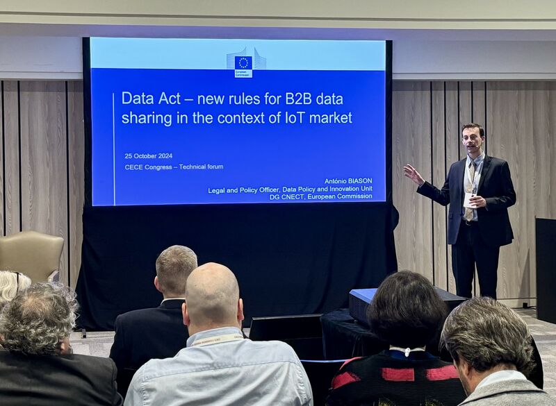 António Biason of <a href="/EU_Commission/">European Commission</a> now opening the #CECEcongress Technical Forum - focusing on the EU #DataAct

“The main shift which the EU Data Act proposes is to drop the closed concept of data ownership and embrace the practice of policies regulating different access rights.”