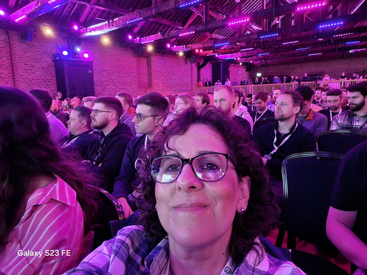 NoushinKananian's tweet image. React Advanced Conference at Brewery in London. 
#ReactAdvanced