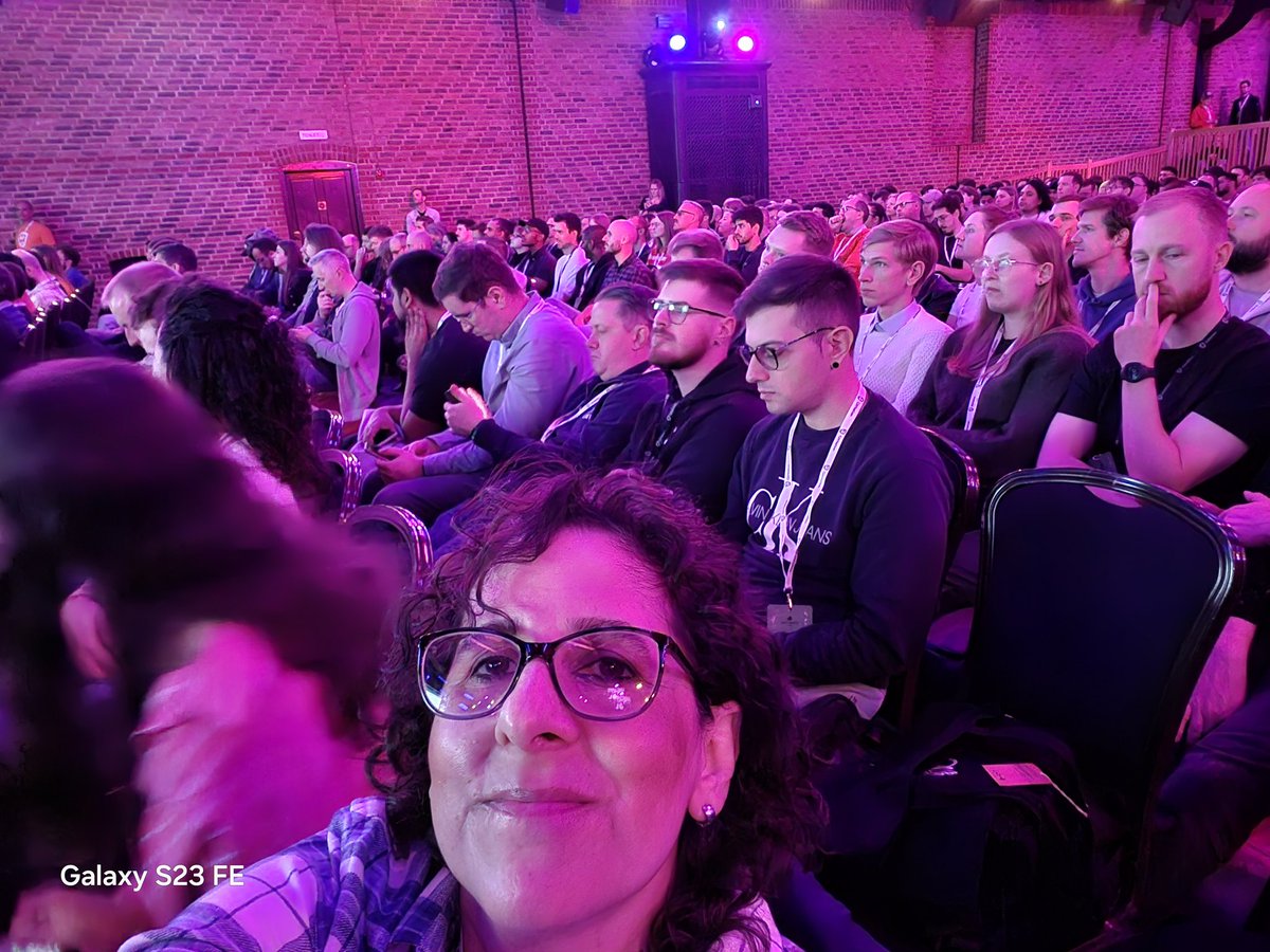 NoushinKananian's tweet image. React Advanced Conference at Brewery in London. 
#ReactAdvanced