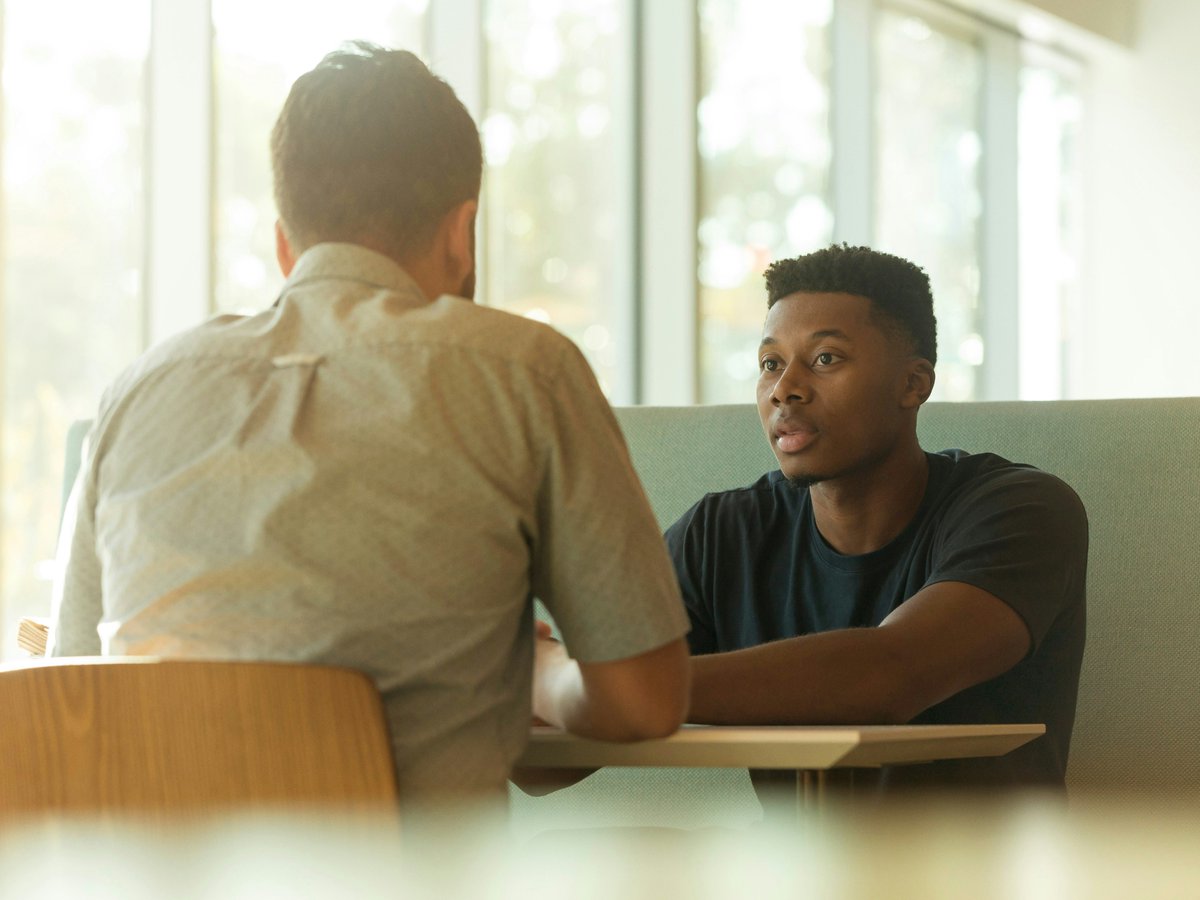 A reminder that #PATcHWORK at <a href="/GSTTnhs/">Guy's and St Thomas'</a> is looking for people whose health has impacted their work to interview them about how health and work advice should be delivered. Find out more including how to register here: cmhw.uk/s/PATcHWORK-PI… (MS Word doc)