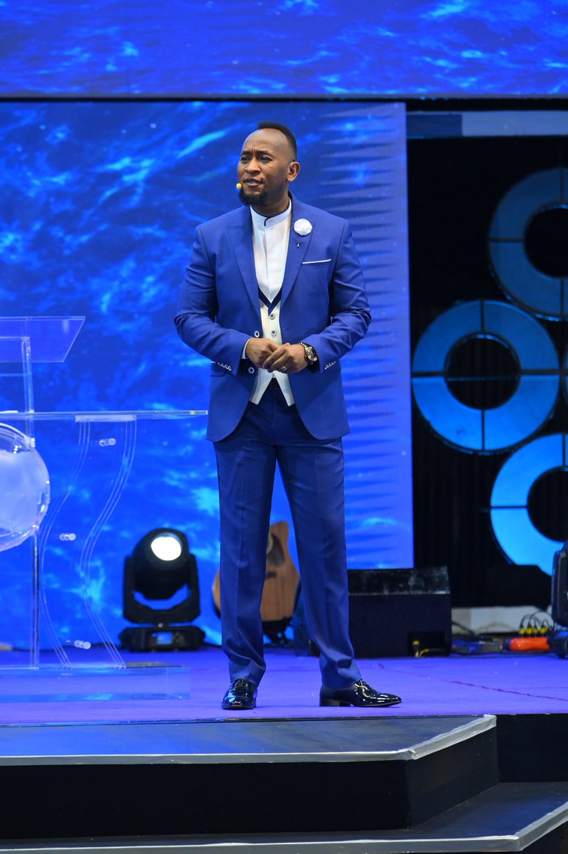 Stevekobz's tweet photo. WHY YOU'RE ATTRACTING THE WRONG PERSON/ RSHIP

WHEN YOU LACK TRUE UNDERSTANDING of SUBMISSION, you will jump onto every fake rship  thus the pattern continues &amp; you wonder why you keep attracting the wrong person.

Follow the will of God &amp; quit  being carnal.
#ProphetElvisMbonye https://t.co/HOF4wcks2X