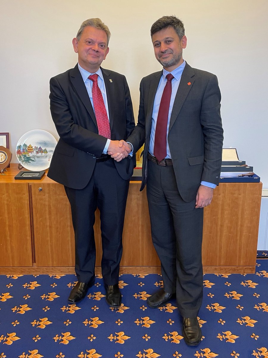 UofG Government Relations (@uofggovrel) on Twitter photo We were delighted to welcome <a href="/UofGlasgow/">University of Glasgow</a> alumnus Dr. Zubir Ahmed MP <a href="/zubirahmed/">Dr Zubir Ahmed MP</a> back to the University last week to discuss shared priorities with <a href="/UofGVC/">Anton Muscatelli</a>, including the Glasgow Riverside Innovation District (GRID) and health & life sciences R&D #InnovationDistrict #LifeSciences We were delighted to welcome <a href="/UofGlasgow/">University of Glasgow</a> alumnus Dr. Zubir Ahmed MP <a href="/zubirahmed/">Dr Zubir Ahmed MP</a> back to the University last week to discuss shared priorities with <a href="/UofGVC/">Anton Muscatelli</a>, including the Glasgow Riverside Innovation District (GRID) and health & life sciences R&D #InnovationDistrict #LifeSciences