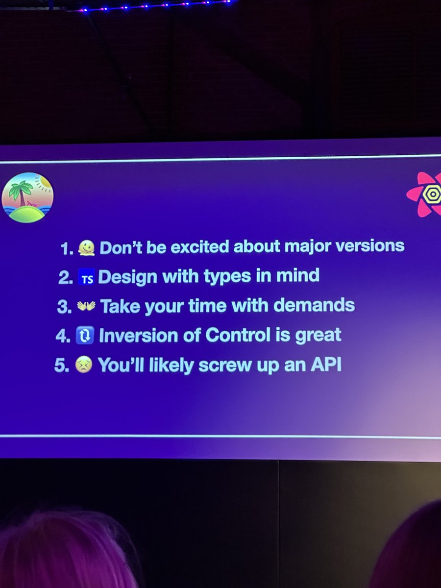 morellodev's tweet image. Great talk by @tkdodo at #ReactAdvanced 🚀