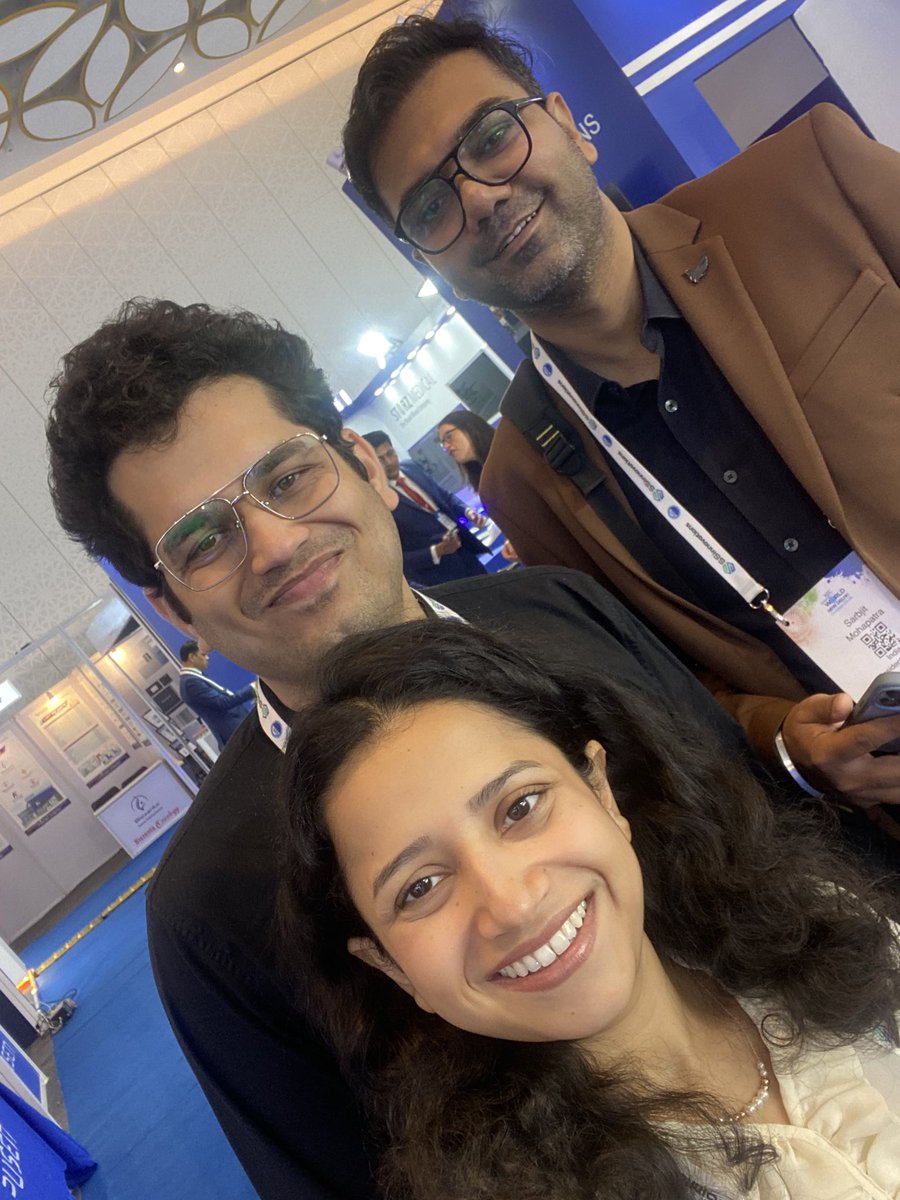 RadhikaMarsv's tweet photo. @SIU_urology #SIUatU #selfiechallenge #SIU2024NewDelhi 

A fun reunion at the prestigious international conference SIU at New Delhi! https://t.co/PoYAXDBqTt