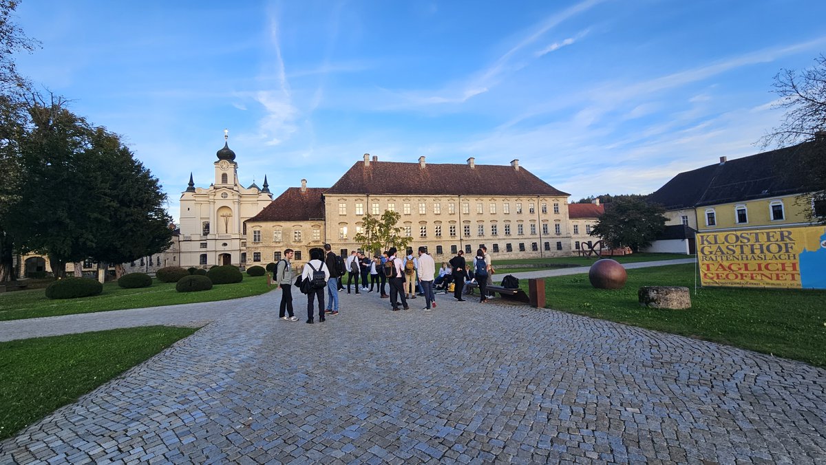 Conflict Dynamics Workshop (@confdynamics) on Twitter photo It's a wrap! THANK YOU to our great participants and discussants for making our 8th Workshop a success! Shoutout to <a href="/annalenahoenig/">Anna-Lena Hönig (@annalenahoenig.bsky.social)</a> @kpaula__ @Fabi0Sch <a href="/EvgenijaKroeker/">Evgenija Kroeker</a> and Bastian Gruschwitz for organising and <a href="/HfPMuenchen/">HfPMuenchen</a> <a href="/TU_Muenchen/">TU München</a> <a href="/Konstanz_Pol_PA/">Uni Konstanz Department of Politics & Public Admіn</a> for hosting/supporting us! It's a wrap! THANK YOU to our great participants and discussants for making our 8th Workshop a success! Shoutout to <a href="/annalenahoenig/">Anna-Lena Hönig (@annalenahoenig.bsky.social)</a> @kpaula__ @Fabi0Sch <a href="/EvgenijaKroeker/">Evgenija Kroeker</a> and Bastian Gruschwitz for organising and <a href="/HfPMuenchen/">HfPMuenchen</a> <a href="/TU_Muenchen/">TU München</a> <a href="/Konstanz_Pol_PA/">Uni Konstanz Department of Politics & Public Admіn</a> for hosting/supporting us!
