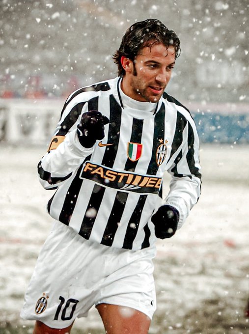 90sfootball's tweet image. Alessandro Del Piero 🇮🇹