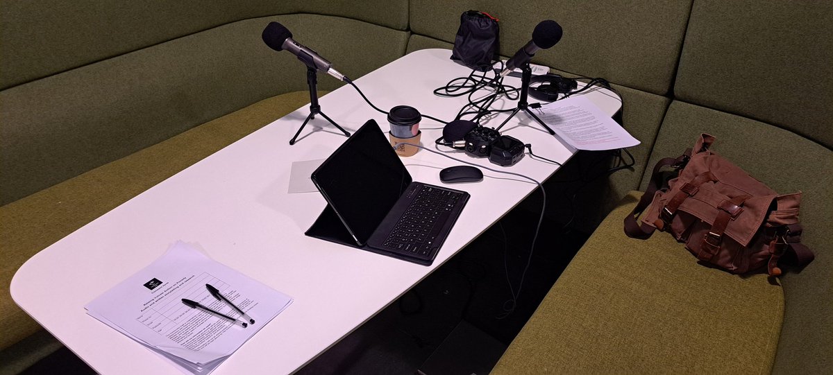 The Community Cast 🗣 🎙📽🎧✍️ tweet media