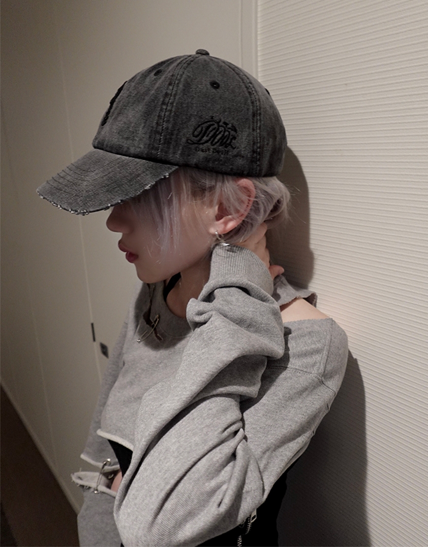 【NEW ARRIVAL】

DustDevil【ダストデビル】
ダメージデビルキャップ/全1色
8,690円(税込)

Produced by すかる
@skr_u_

▼商品ページ▼
https://t.co/9ZCXyQt52J https://t.co/mpRCl1SpB4