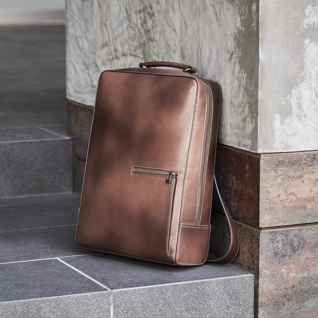 MOTHER HOUSE アンティークスクエア バックパックモカ Antique Square Backpack Large／アンティーク スクエア バックパック