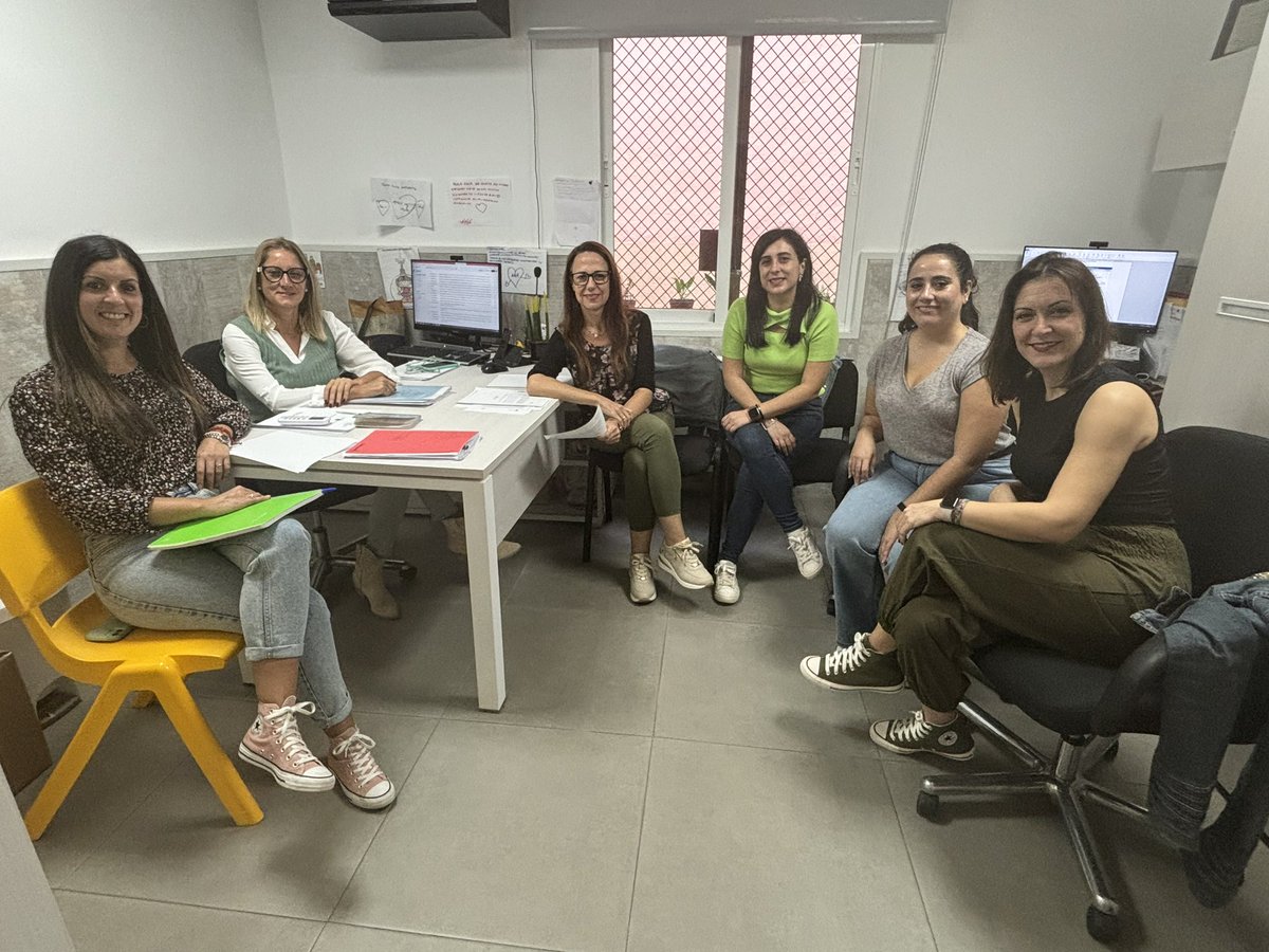 ceelasboqueras tweet media