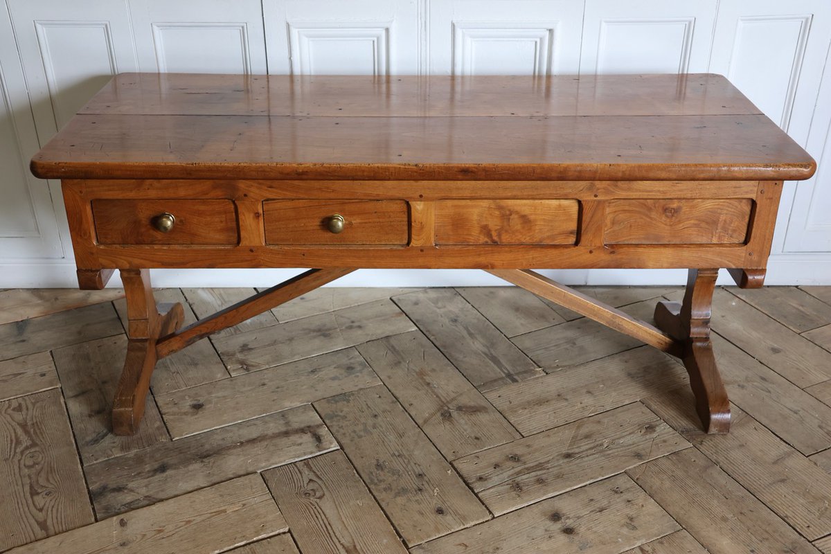 BrownriggUK's tweet image. Good 19th Century French Four Drawers Serving Table in Elm and Beech

tinyurl.com/mswxs9k8

#servingtable #antiqueservingtable #frenchtable #frenchfurniture #antique #furniture