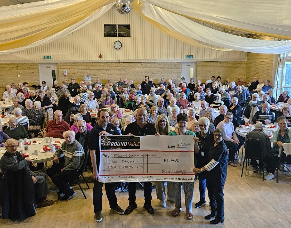Ipswich Round Table kindly came to KWMCC with a cheque for £1,400 towards entertainment costs for our Monthly Chinwag!

<a href="/IpsRoundTable/">Ipswich Greyfriars Round Table</a> gift makes such a difference to our free event &amp; we are grateful for their support. 

Thanks to IRT, Fiona and our merry band of volunteers!
