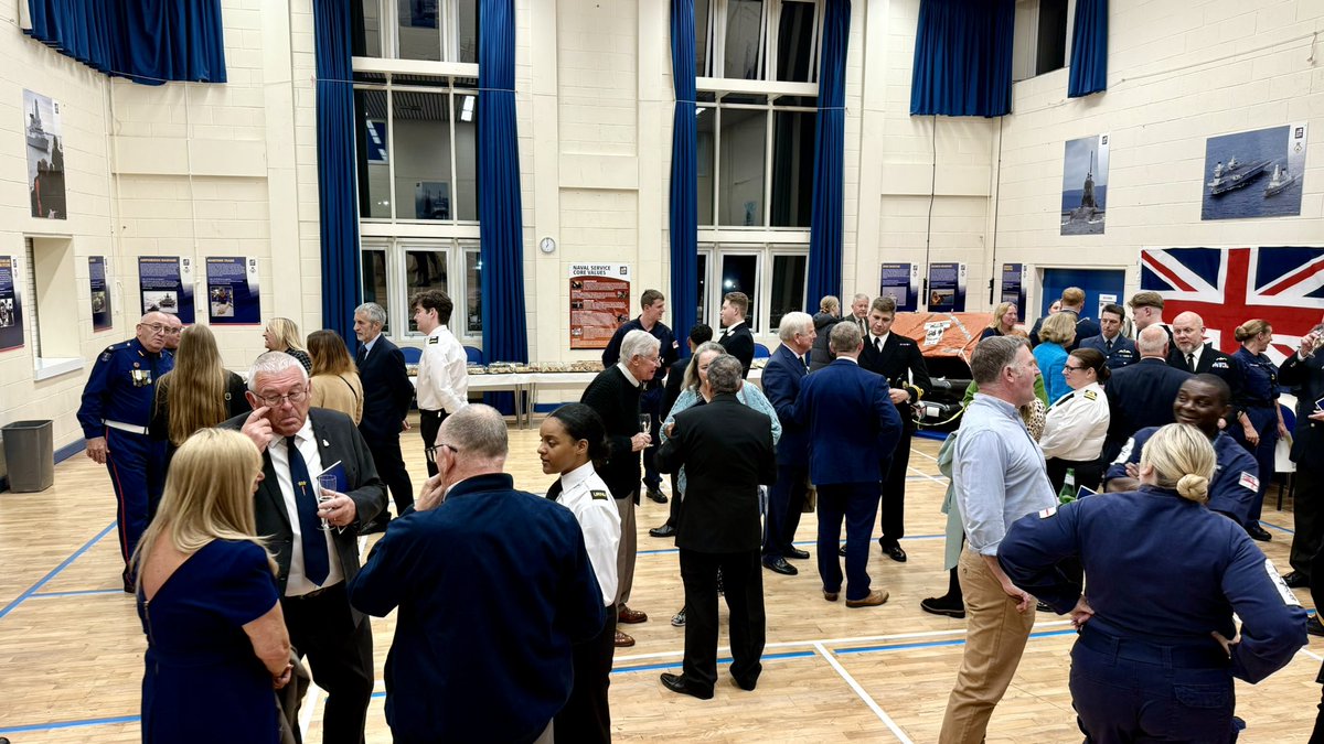 HMSForward tweet media