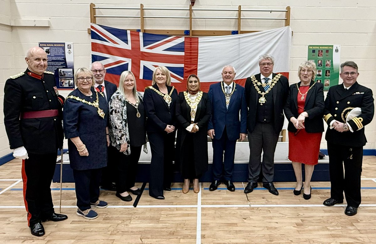 HMSForward tweet media