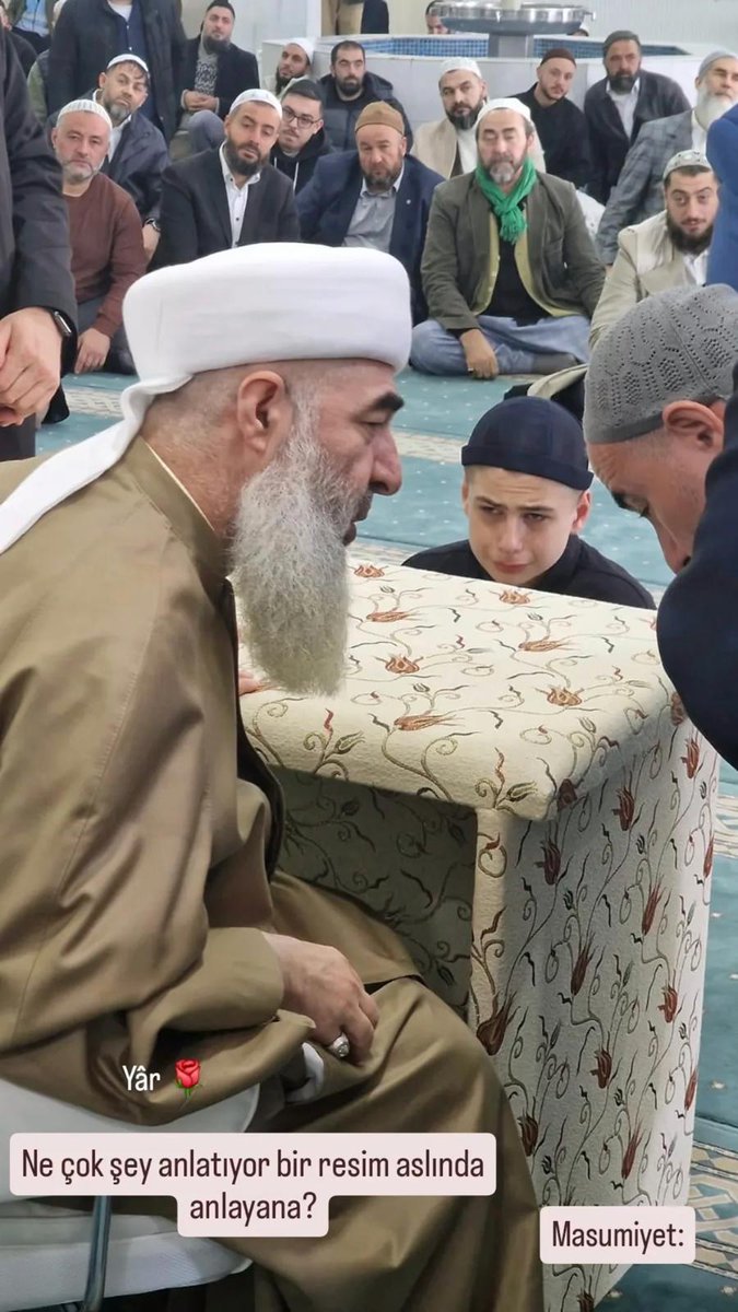 Şöyle dizinin dibinde ağlayasım var Gavsım (k.s)🌹