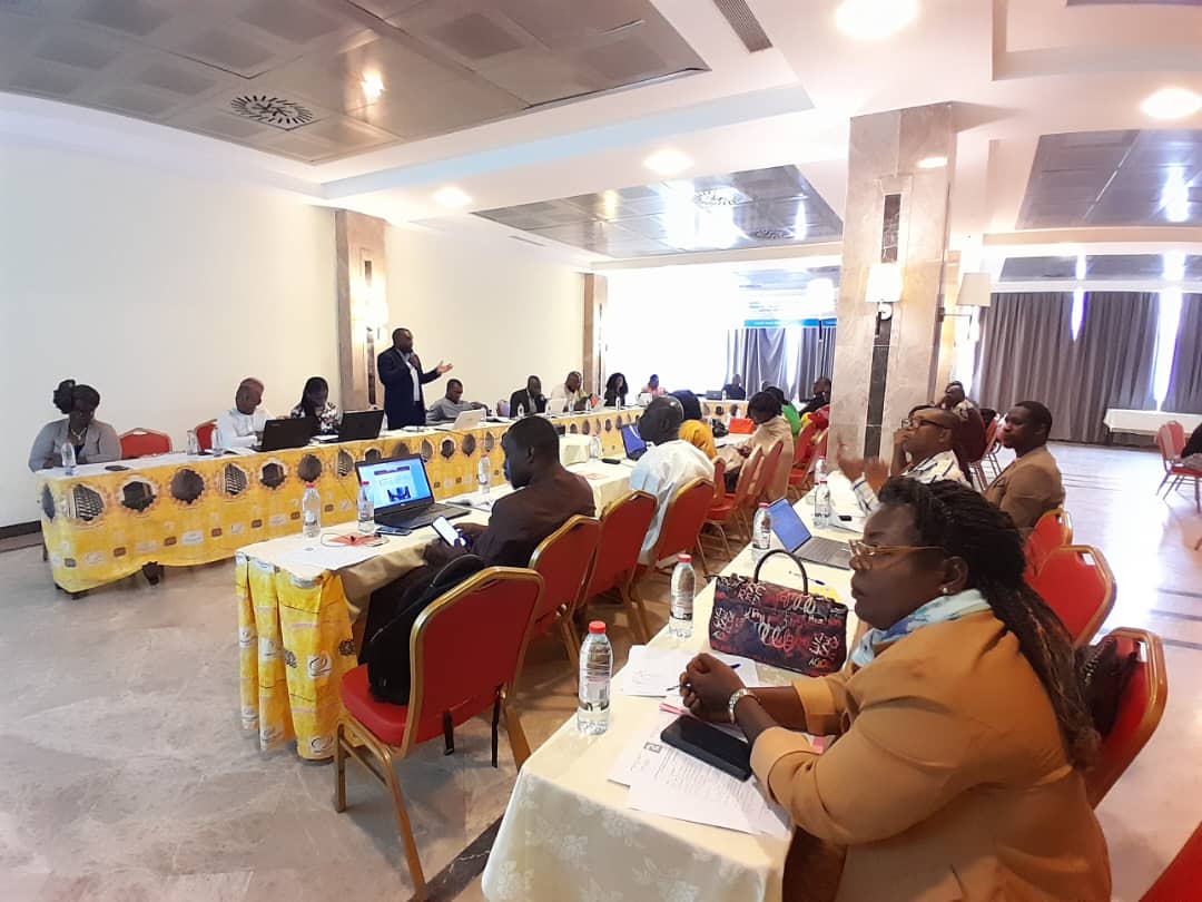 DataGender237's tweet image. Nous prenons part ce jour à l'invitation de l'Institut National de la Statistique #INS à l'atélier de validation des besoins du rapport de l'enquête sur l'emploi du temps (Budget-temps 2021) nécessaire pour quantifier la charge du travail domestique des femmes.