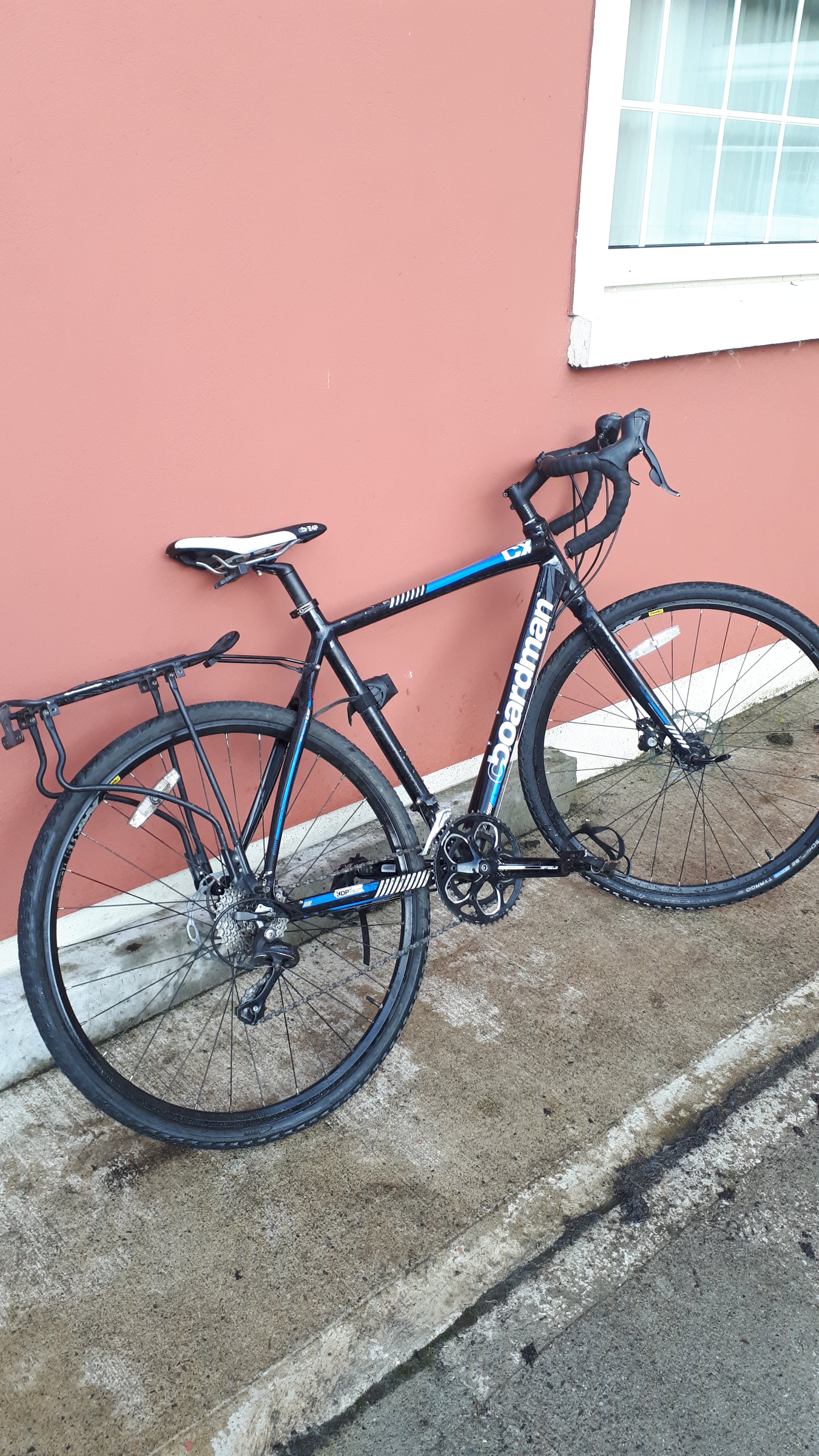 Evan Carron Kee on X My bike was stolen yesterday a Boardman CX Comp gravel bike. If anyone sees anything please let me know Stolen from an underground parking garage with CCTV