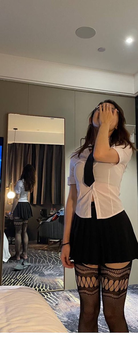 【网友投稿 No.1131】反差眼镜小姐姐 #眼镜娘 #眼镜妹 #投稿 #反差 #投稿曝光 #女友 #女友分享 #女友系列 #女同学 #女同事 https://t.co/QSMeWQ4qAV