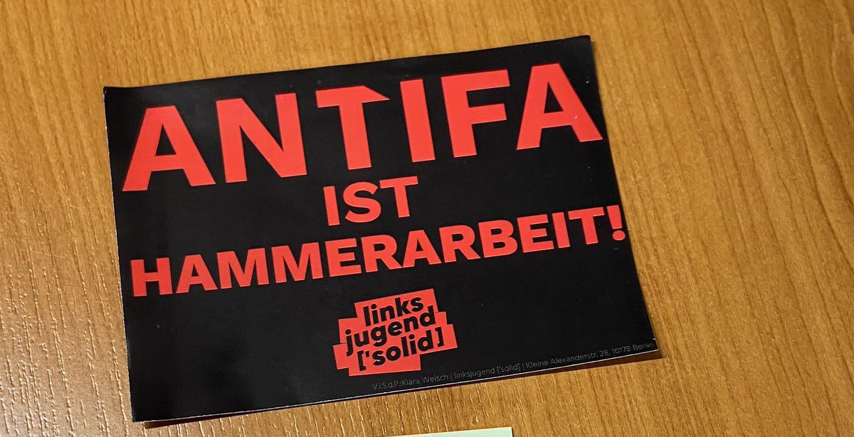 jbvolkmann's tweet image. Diese offenkundige Drohung haben wir heute im Briefkasten unserer CDU-Kreisgeschäftsstelle gefunden. Warum wir kein Stück vom Unvereinbarkeitsbeschluss zur Linken abrücken dürfen? Auch weil ihre Jugendorganisation mit linken Terroristen wie der s.g. Hammerbande kokettiert.