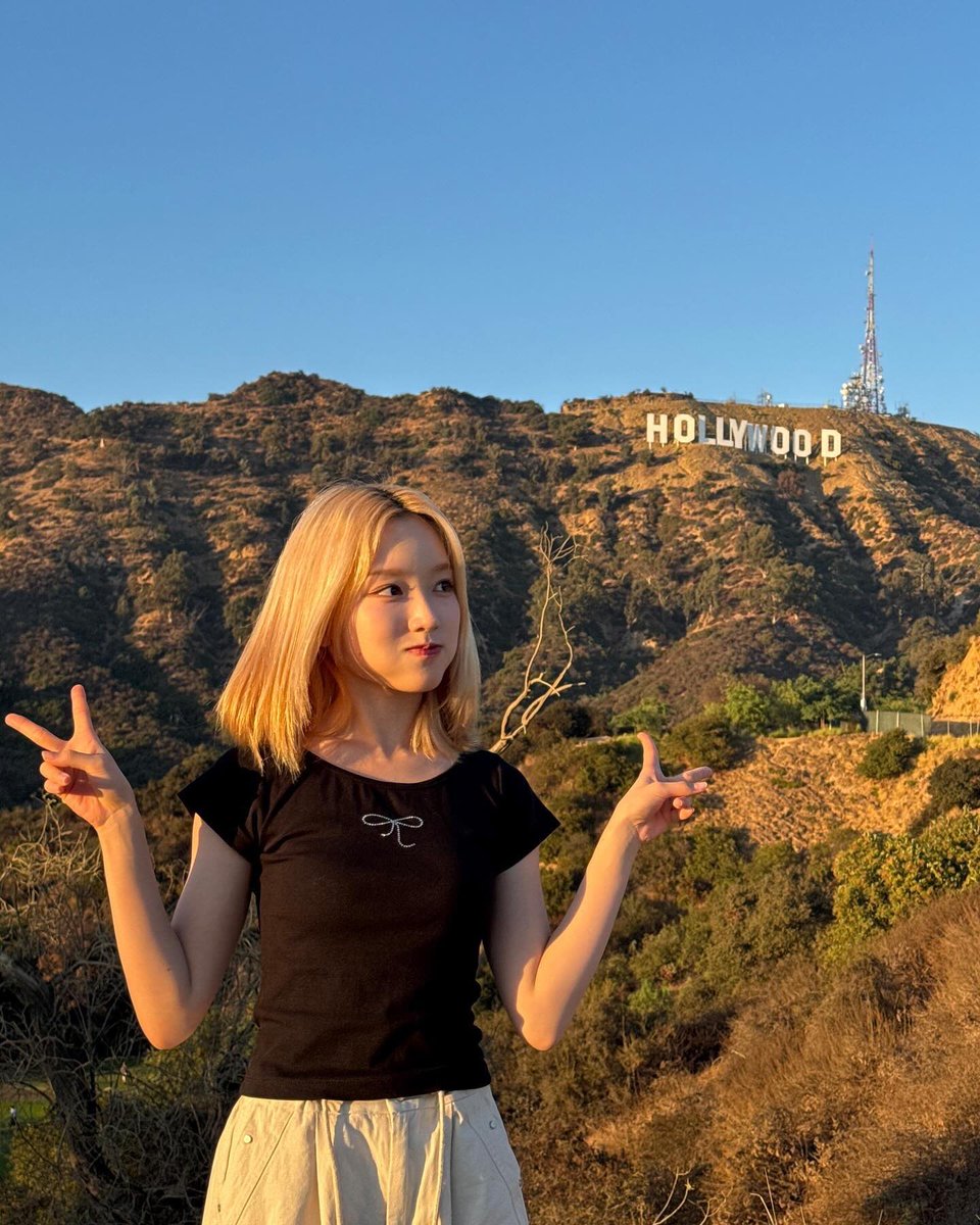 golden hour gowon <33