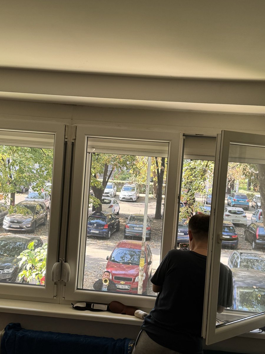 зис бичес лав стёпа tweet media