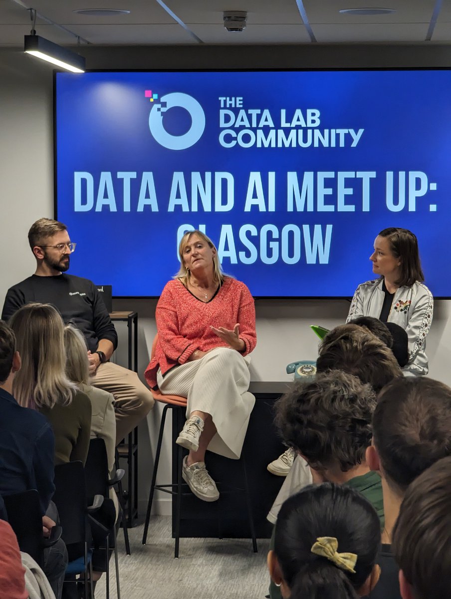 The Data Lab Community tweet media