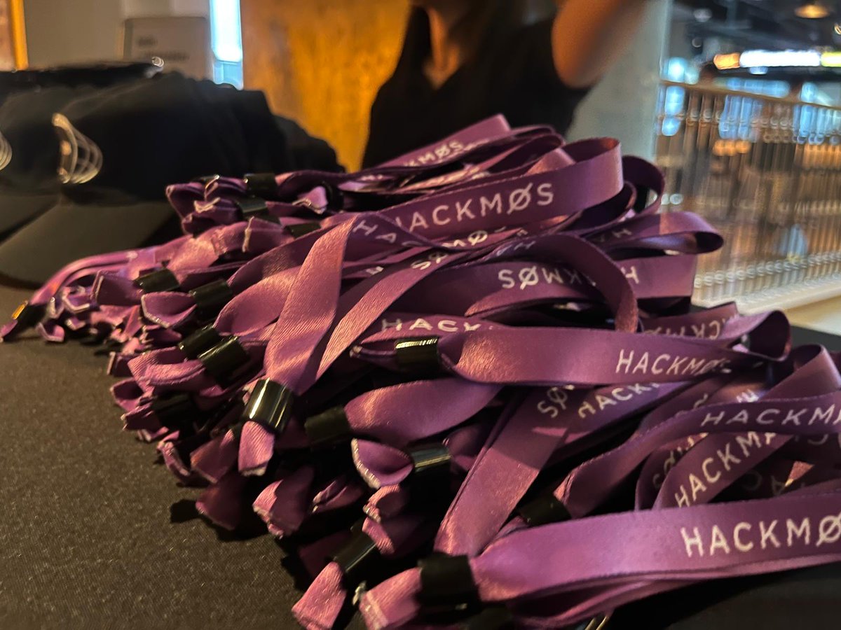 Hackmos | Cosmos Hackathon 🇭🇷 tweet media