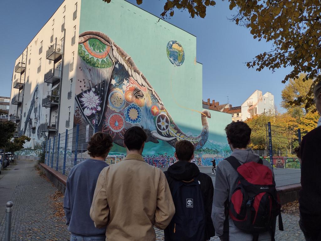 Stolpersteine und Straßenkunst <a href="/RGSHWMfl/">RGSHWMFL</a> <a href="/German1Ahs/">AHS German</a>